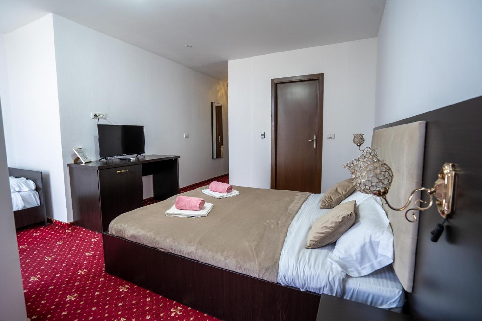 HOTEL N Residence Timisoara Exterior foto