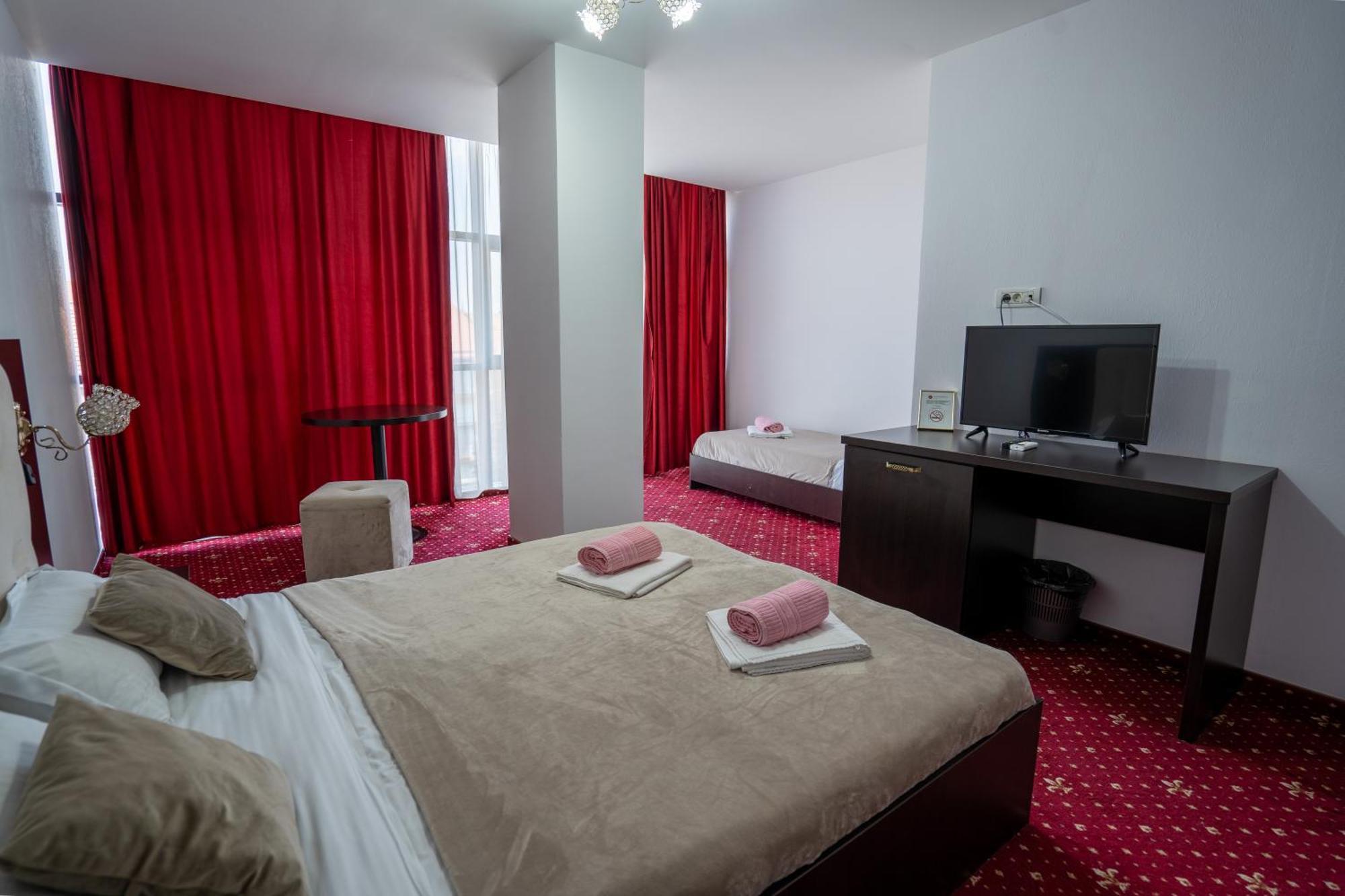 HOTEL N Residence Timisoara Exterior foto